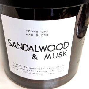 Leoben Company Sandalwood and Musk Vegan Soy Wax Candle 3 Wick 24oz Scented NEW
